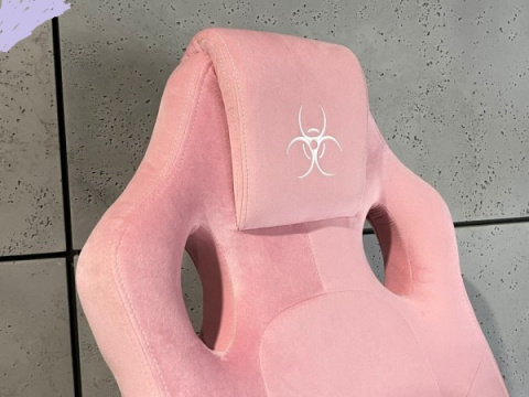 Różowy fotel obrotowy dla graczy, do biurka Carrera M Alcantara Pink Różowy fotel obrotowy dla graczy, do biurka Carrera M Alcantara Pink